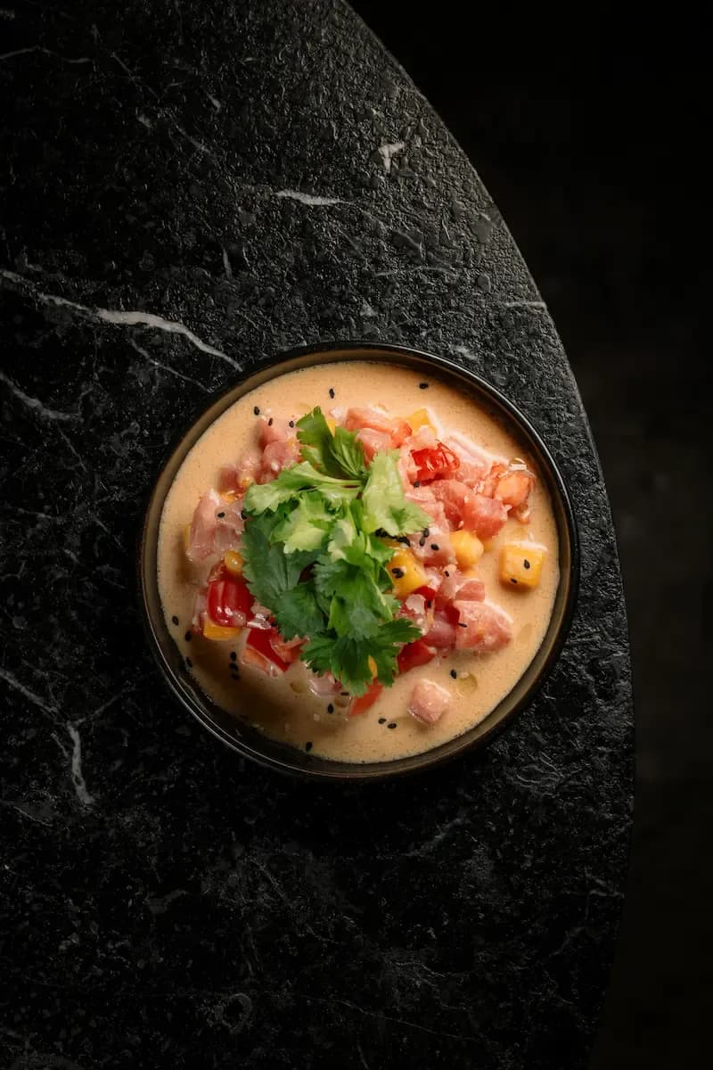 Tuna Tartare with Mango & Truffle Citrus Aioli